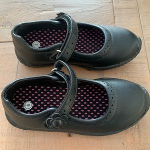 Toddler Girl Mary Jane School Shoes - NEVER WORN!